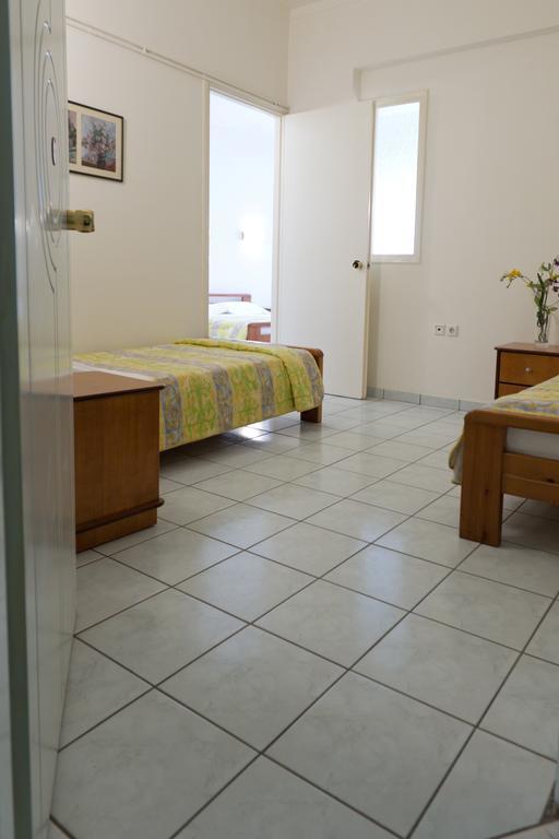 Alex Hotel Tripoli Room photo